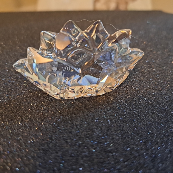 Swarovski Elephant in box with plaque and COA Pristine 1137207 - Picture 15 of 16